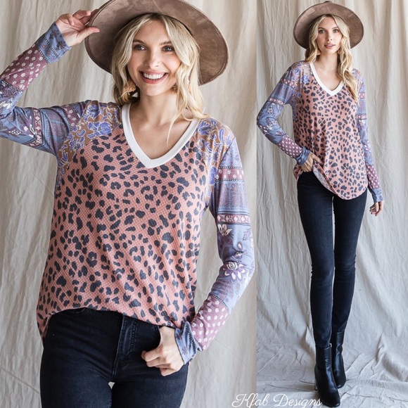LAST 1! V Neck Color Block Floral/Animal Print Top - Picture 4 of 8